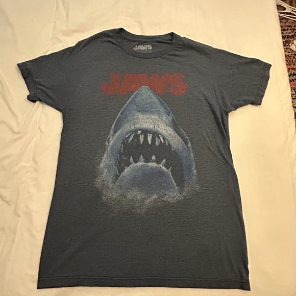 Jaws T-Shirt - Picture 1 of 2